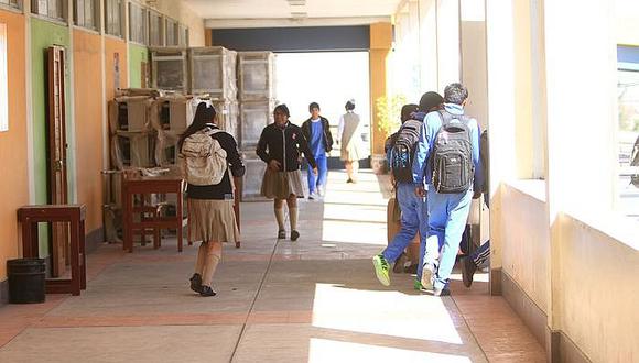 Minedu reporta que Arequipa ocupa el segundo lugar en asistencia de docentes