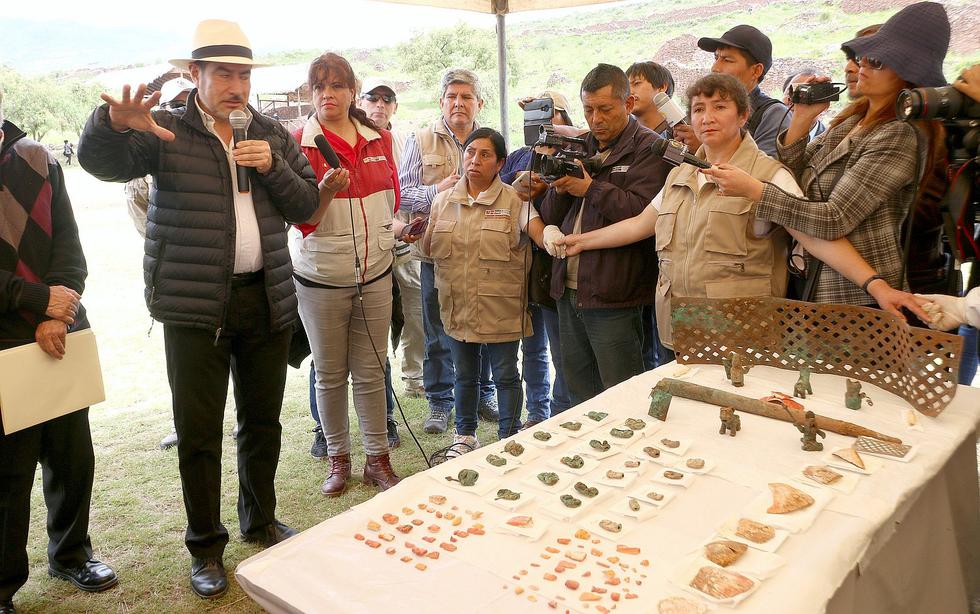  Descubren figuras de guerreros preincas de la Cultura Wari en Cusco (VIDEO-FOTOS)