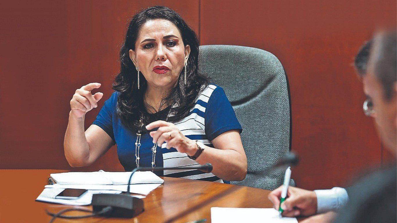 Gloria Montenegro: “Con tus hijos sí me meto para que sean personas de bien”