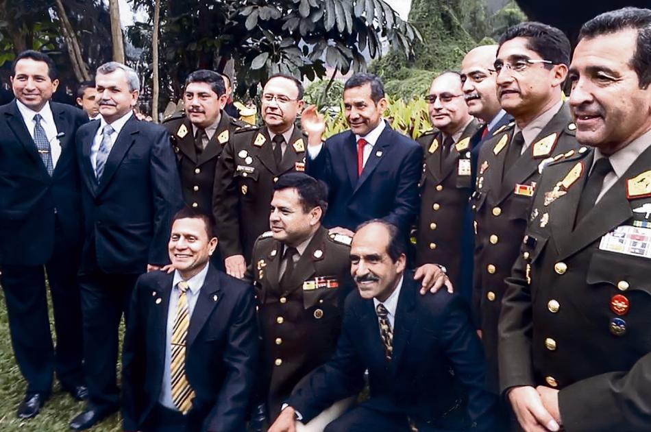 ​Cuatro miembros de la promoción de Ollanta Humala son ascendidos en el EP