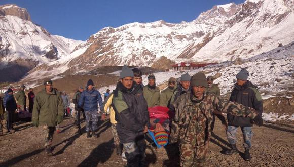 Nepal: Mueren 17 senderistas en una tormenta de nieve
