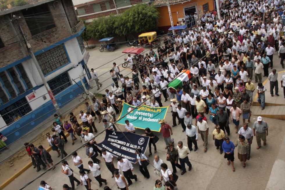 Lágrimas llenaron el Alto Piura por don Guido