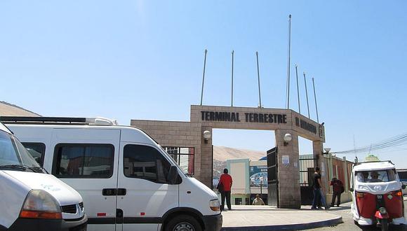 Trabajadoras de terminal El Collasuyo reclaman el pago de su remuneración