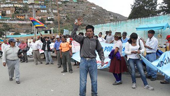 Pobladores de Yarowilca piden entrega de centro de salud PERU CORREO