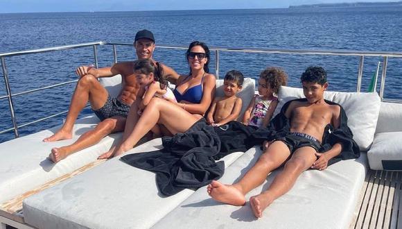 Cristiano Ronaldo descansa junto a su familia luego de quedar eliminado de la Eurocopa. (Foto: Instagram)