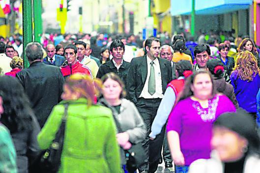 Quienes ganan más pagarán tope del Impuesto a la Renta