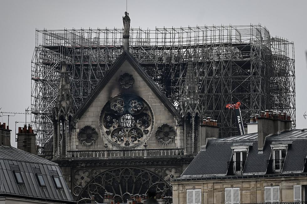 Así luce la catedral de Notre Dame tras voraz incendio (GALERIA)