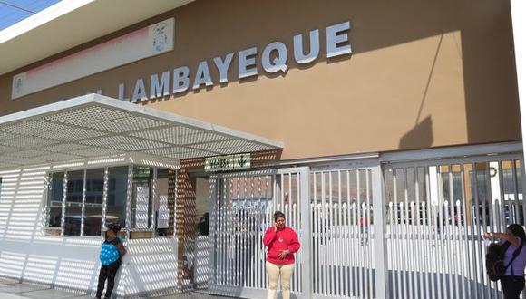 Lambayeque: Trabajadores del sector Salud acatan huelga por mejoras salariales 