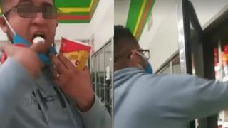 Sujeto prueba helado en supermercado y lo regresa al refrigerador (VIDEO)