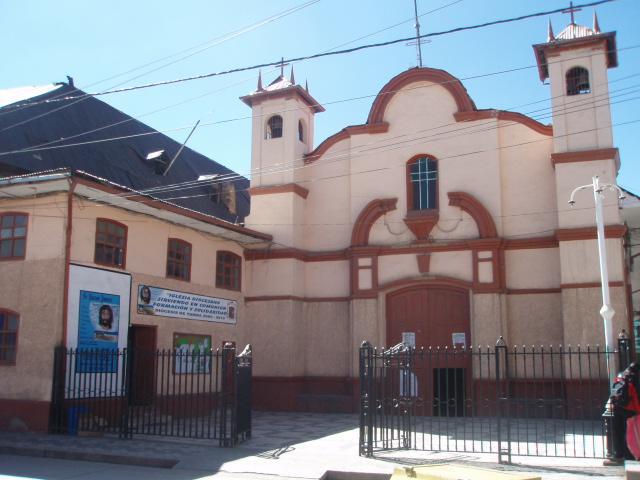 Sacerdote se rebela y anuncia que no hará misas durante fiestas de Cruz de Mayo