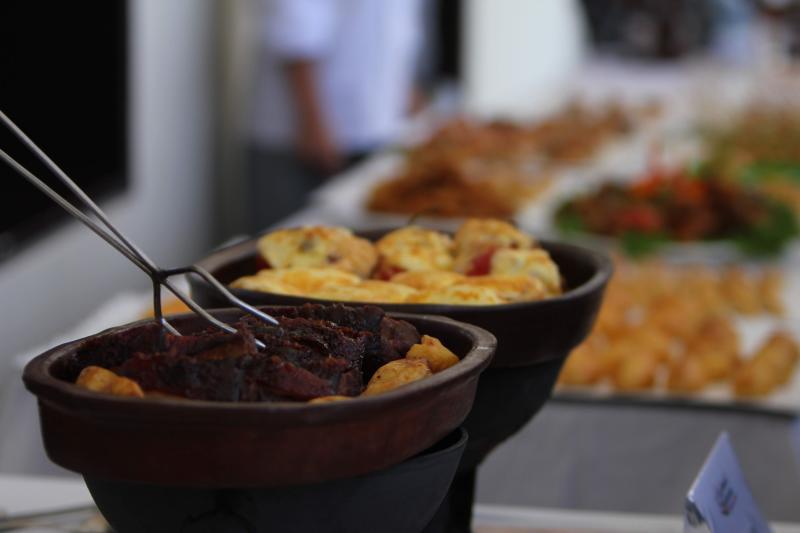 Sabor y tradición en festival de Characato