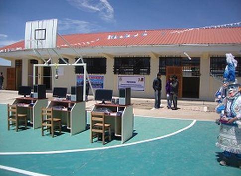Escuelita Laykakota de Puno cumple 51 años