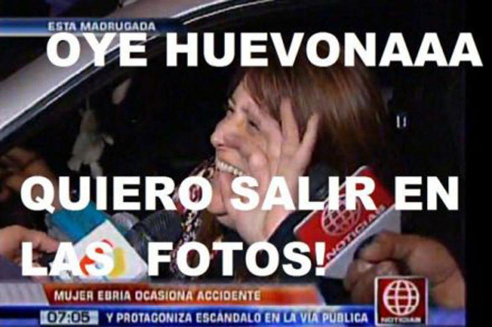 Aparece 'memes' de mujer ebria que se bajó el pantalón  