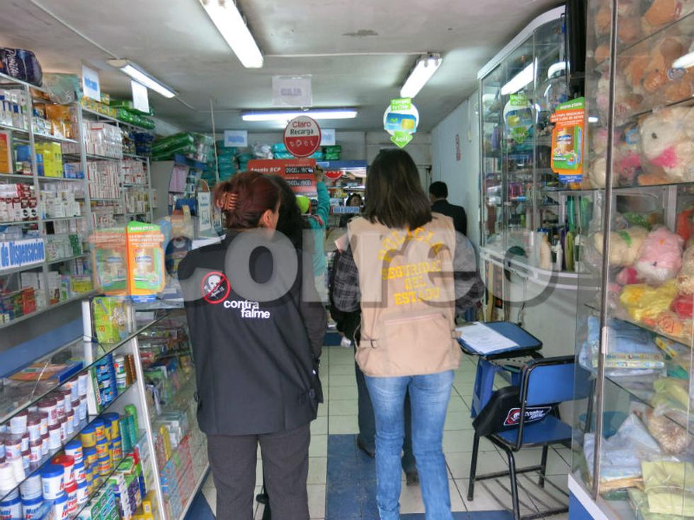 Farmacias funcionan si autorización y sin farmacéutico regente