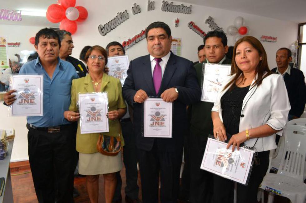 JEE Ica entrega credenciales a las nuevas autoridades electas de Ica, Palpa y Nasca