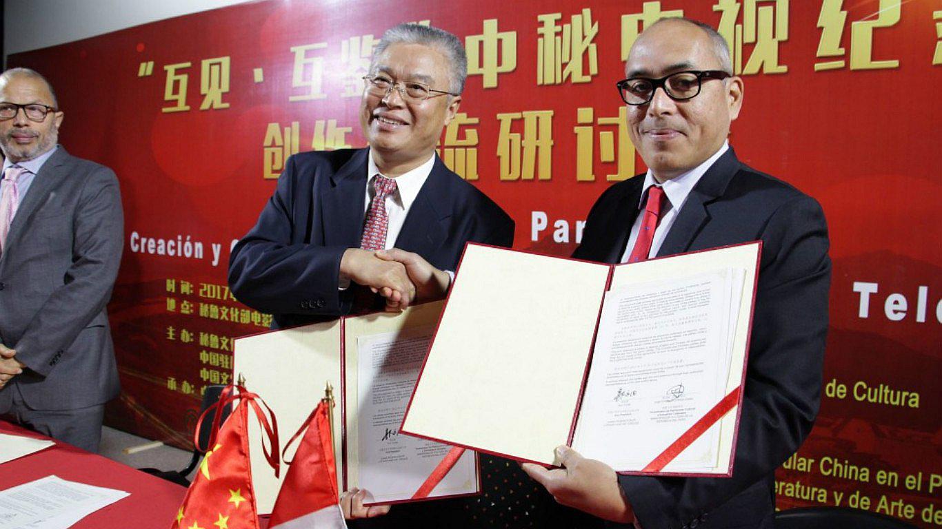 Perú y China firman acuerdo para intercambiar programas televisivos