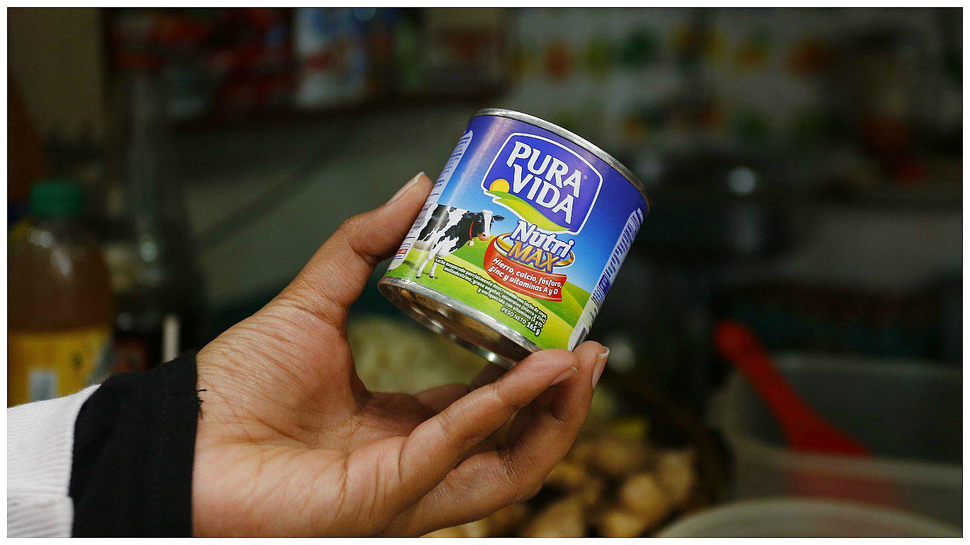 Pura Vida ya no tiene registro sanitario y no es apta para consumo humano