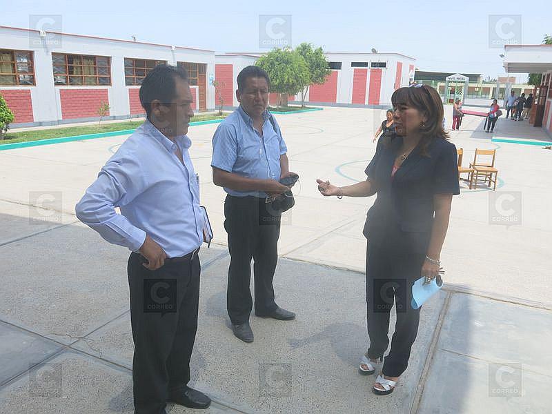 Suspenden a directora de colegio por 30 días y denuncian a director de APAFA en Tacna
