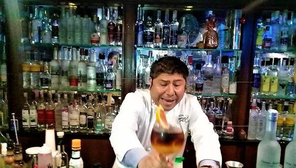Con la bebida peruana 'Sol y sombra' podrás alentar a la selección peruana en su encuentro futbolítico contra la selección argentina. (Foto: Facebook Bar Capitán Meléndez)