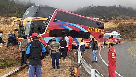 Bus se despista en la ruta Lima - Cusco