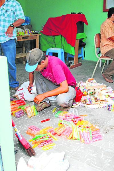 Vendían golosinas vencidas 