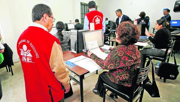 JNE de Huancayo atiende 600 solicitudes de caducidad de multas 