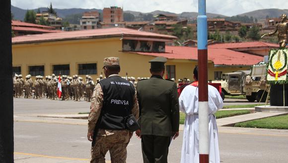 Policía busca al agresor  de soldado acuchillado