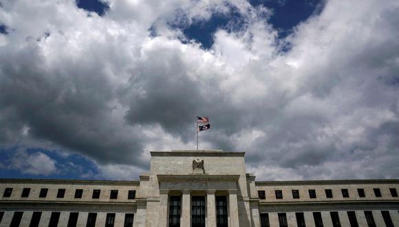 Los funcionarios de la Reserva Federal han visto algunos avances en su tarea de controlar la peor alza en los precios de las últimas cuatro décadas y volver a situar la inflación en su objetivo del 2% anual. (Foto: Reuters)