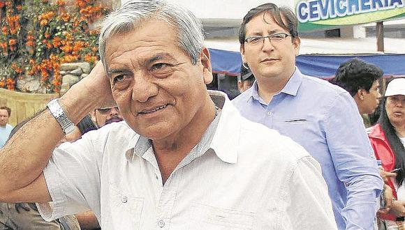 Alcalde Elidio Espinoza confirma su ausencia de la ciudad por 10 días 