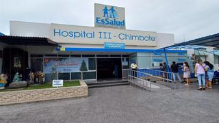 Trabajadora de EsSalud en Chimbote muere tras ser atropellada por camión dentro de hospital