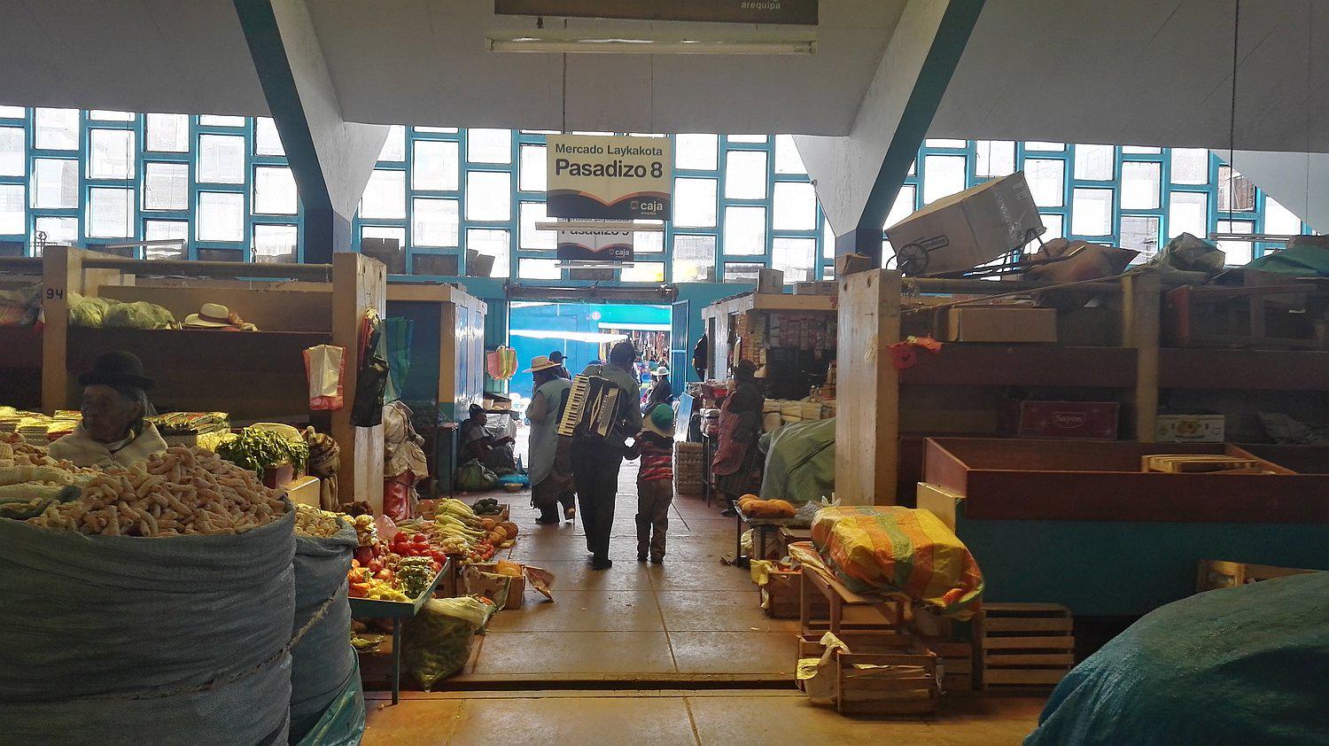 ​Puno: municipio mejora mercados en alianza con los comerciantes 