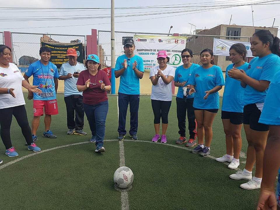 El Porvenir: Academia de la Policía gana en fútbol de mujeres
