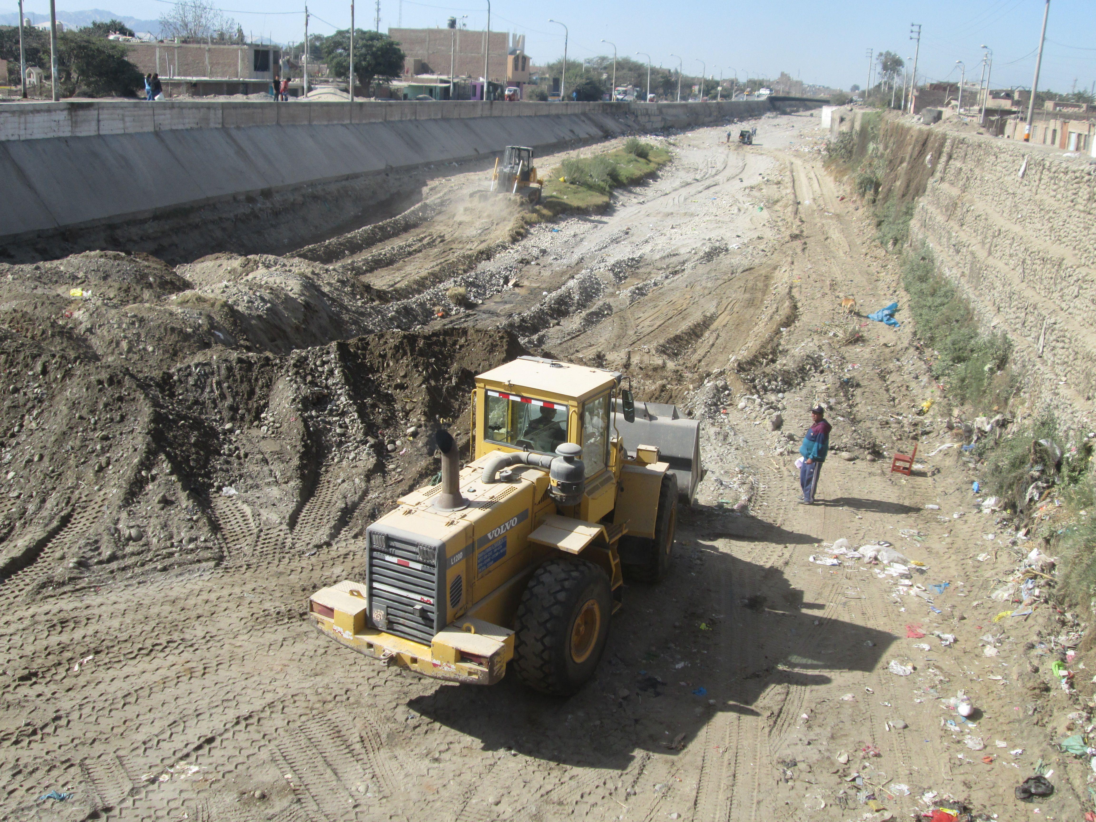 ​Municipios de Los Aquijes, La Tinguiña y Parcona, no apoyan en limpieza del río Ica