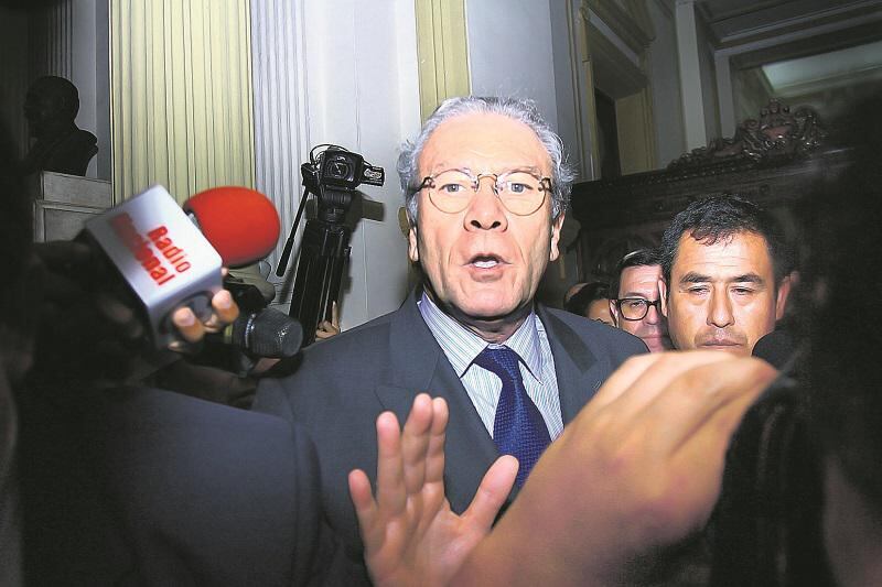 Perú habla de “consenso” ante espionaje de Chile