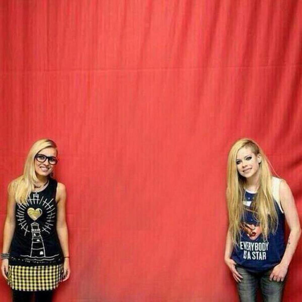 Los 'memes' de Avril Lavigne tras encuentro con sus fans en Brasil (FOTOS)