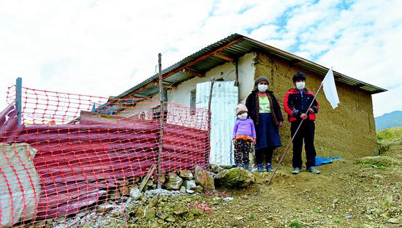 Huancayo: Banderas blancas llenan zona alta por pobladores que no tienen ni agua para beber (VIDEO)