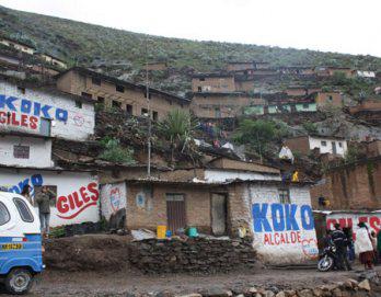 Casas de material  rústico, en peligro