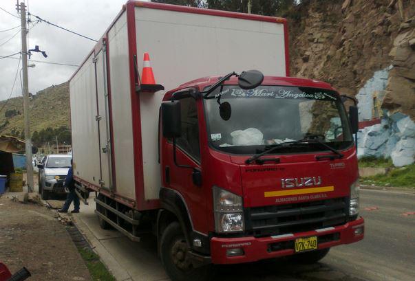  Dictan prisión para personas que llevaban 300 mil soles a Bolivia 