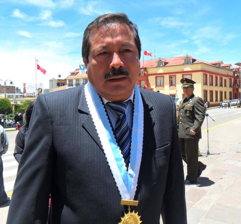 Luis Butrón continuaría manejando municipio