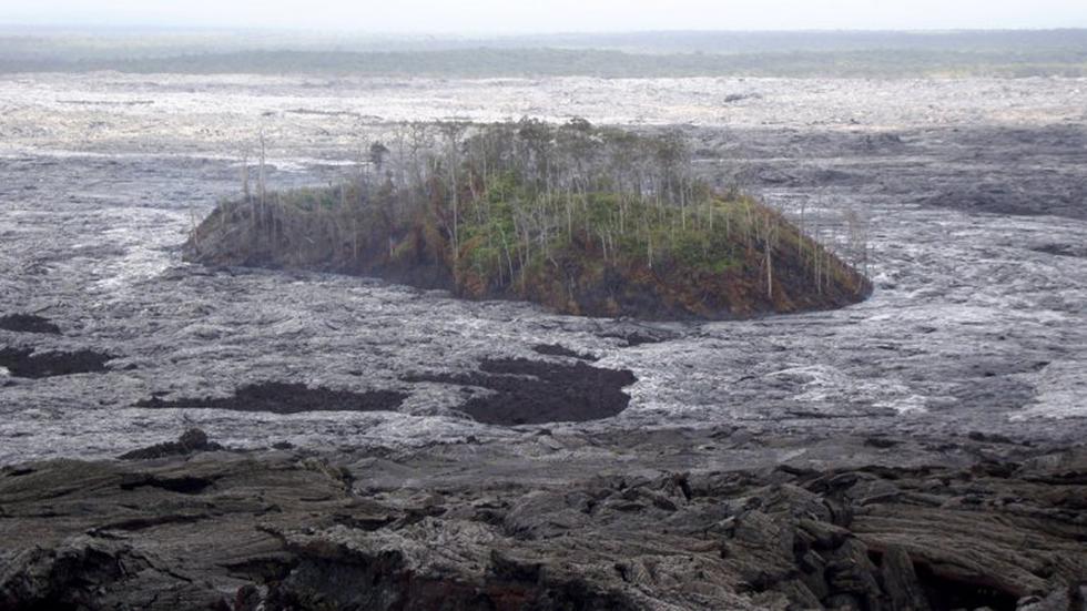 Impactante: Río de lava amenaza destruir pueblo de Hawai (VIDEO)