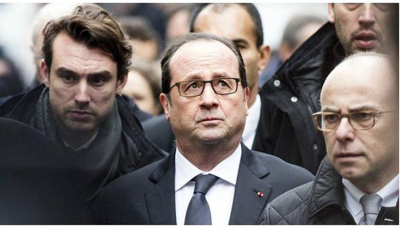 Francois Hollande: un disparo lo sorprende durante discurso (VIDEO)