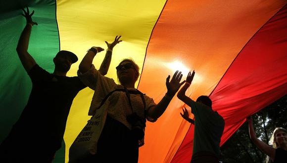 ONG logra salida de 43 homosexuales de Chechenia y pide asilo para ellos