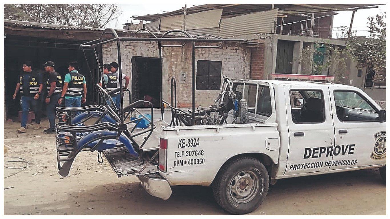 Hallan "caleta" de motos robadas y detienen a una mujer por receptación 