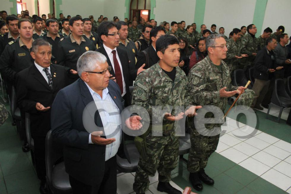 Rinden homenaje a Mayor EP que murió en Cuenca (FOTOS)