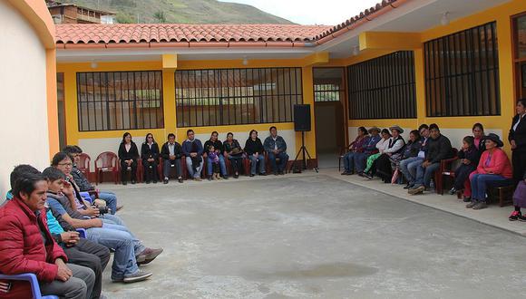 La Libertad: Inauguran moderno local educativo en el anexo de Huanapampa 