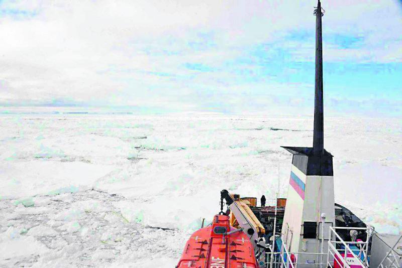 Mal tiempo frustra rescate de científicos atrapados en Antártida