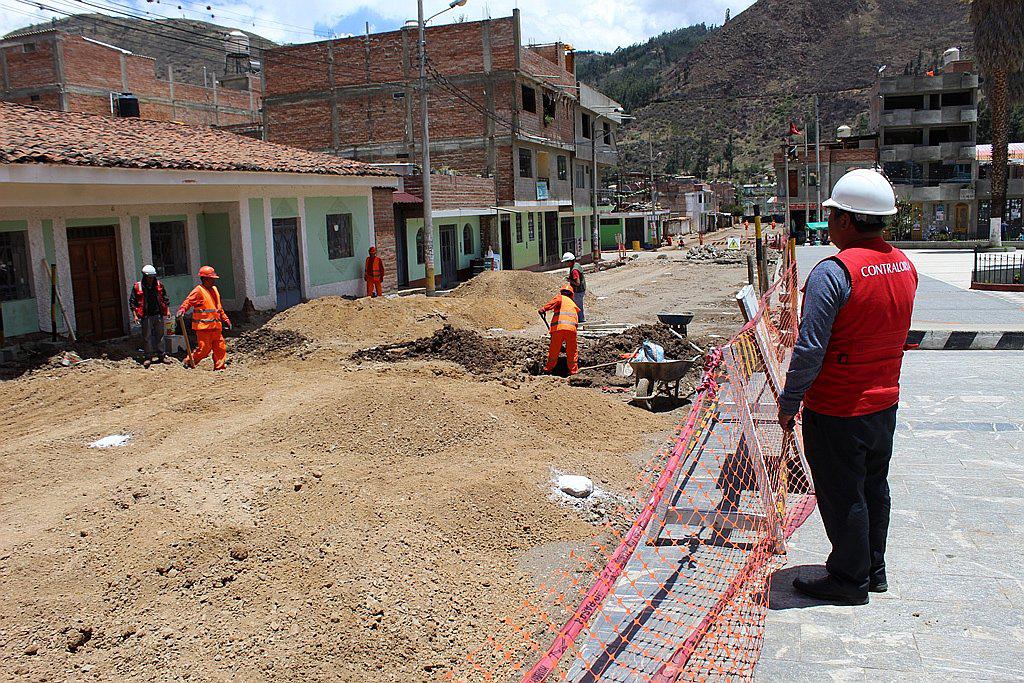 Contraloría evaluará avance de casi 500 obras y servicios 