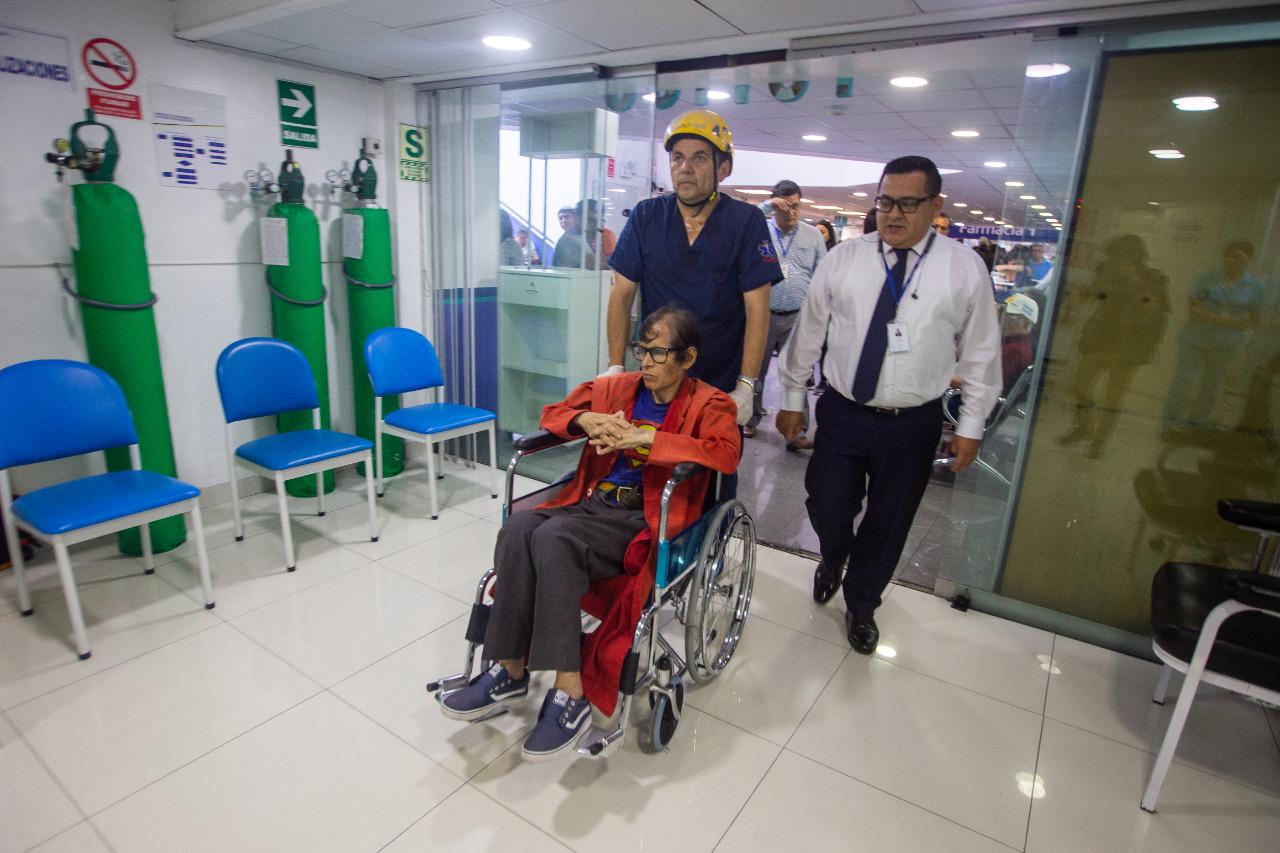 Conocido personaje peruano había informado a los medios días atrás que sufría de diferentes problemas de visión (Foto: Municipalidad de Lima).