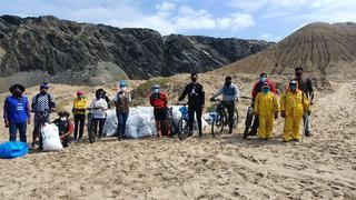 Ciclistas en Piura recogen más de 400 kilos de basura en playa El Audaz