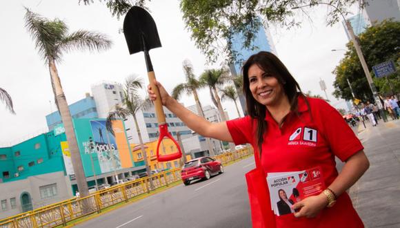 La candidata Mónica Saavedra ha conseguido más de 70 mil votos en Lima . (Foto: Facebook)